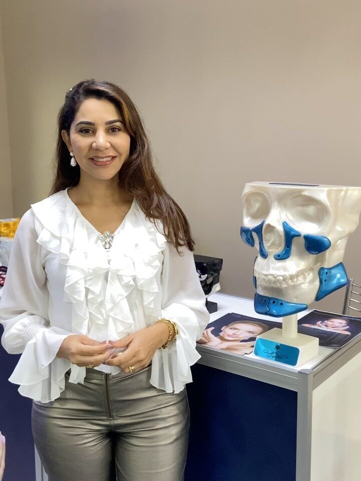 Instagram post from dra.paulacastro. This post is in position 1.